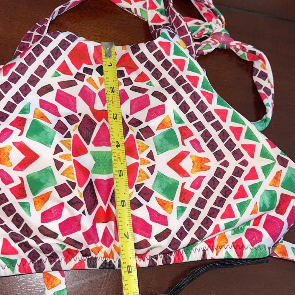 Becca Colorful Swim Top Medium - Picture 9 of 10